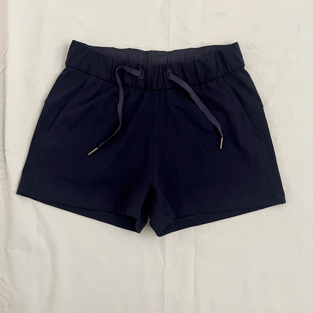 Lululemon drawstring navy shorts 4